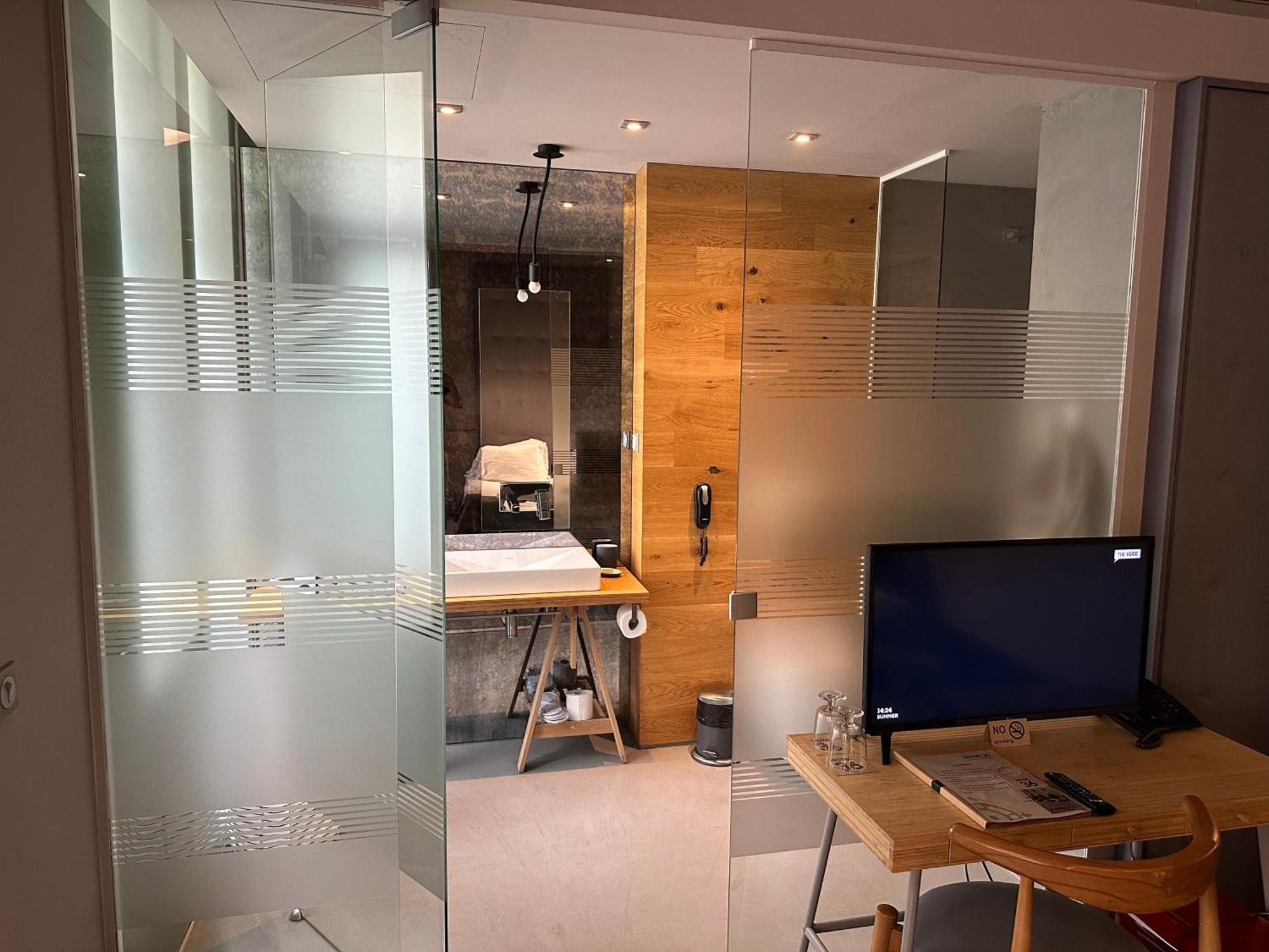 Design Hotel 36 صوفيا الغرفة الصورة